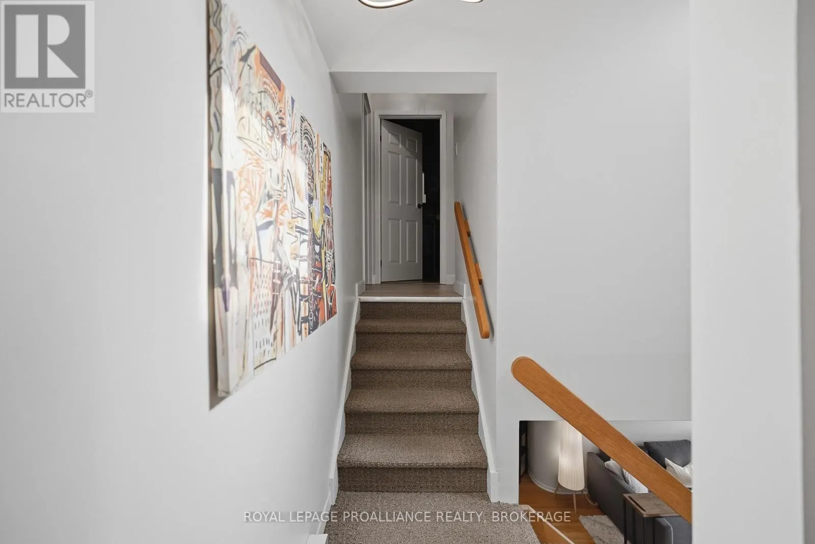 2 - 41 WILLIAM STREET #2