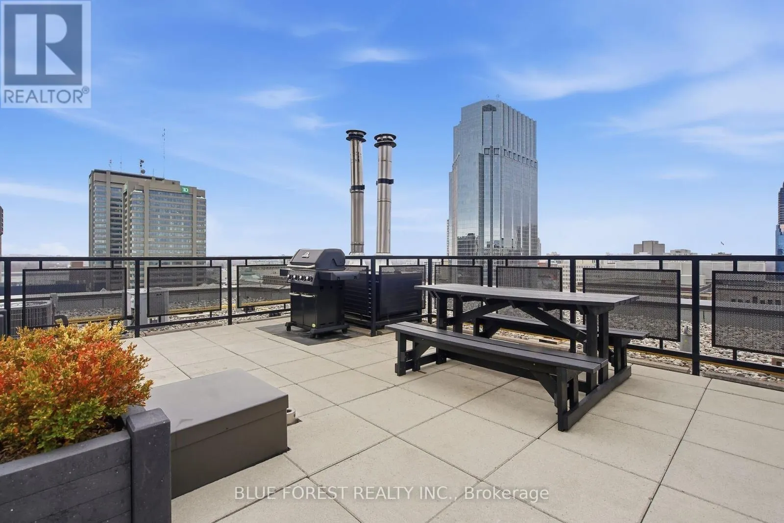 404 - 7 PICTON STREET #404