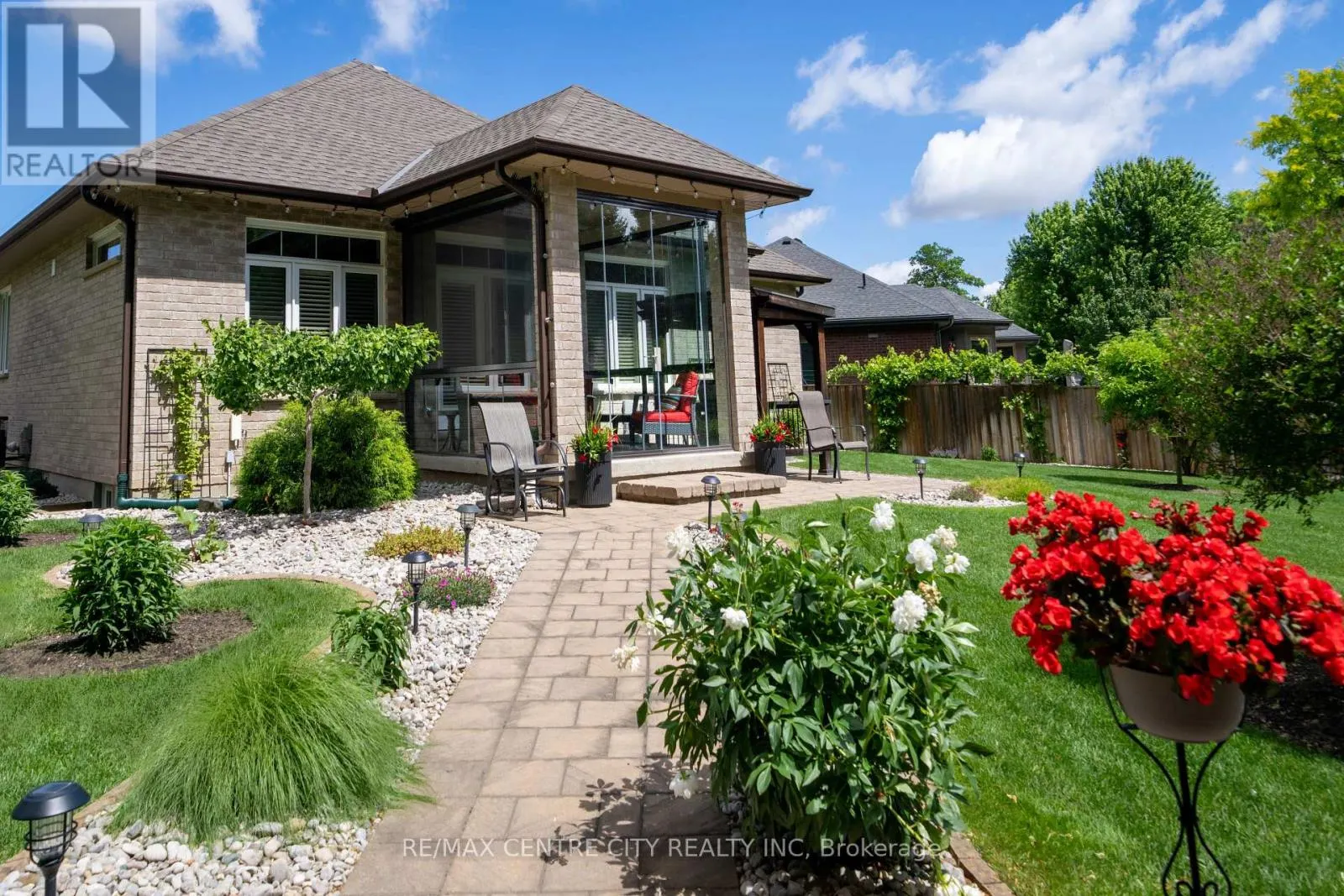 51 ASHBY CRESCENT