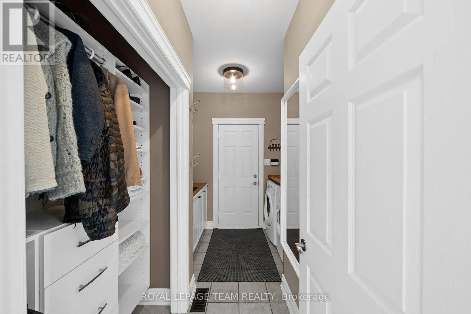 1518 MONAGHAN LANE