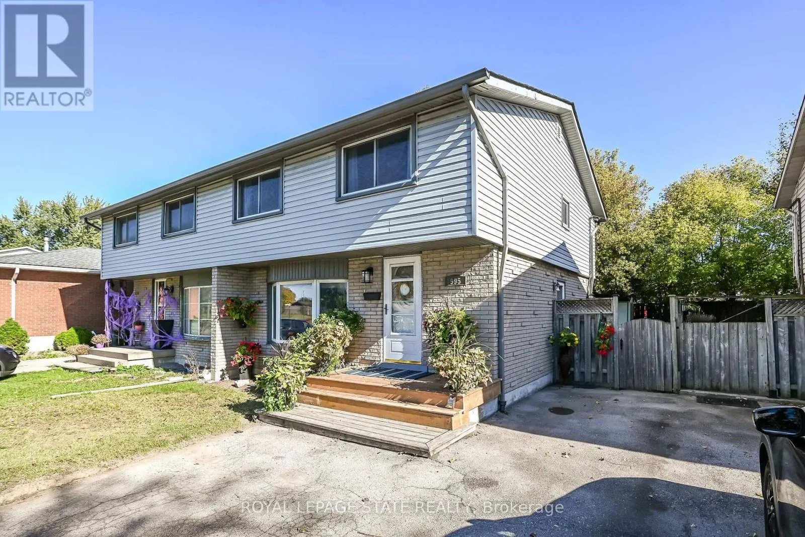 995 UPPER WELLINGTON STREET