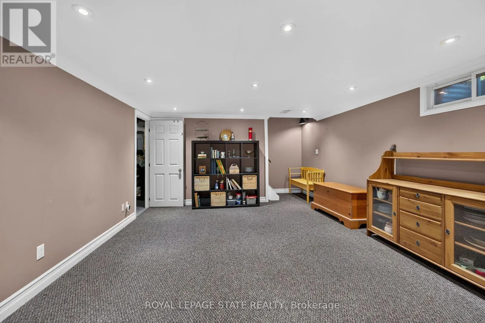 995 UPPER WELLINGTON STREET