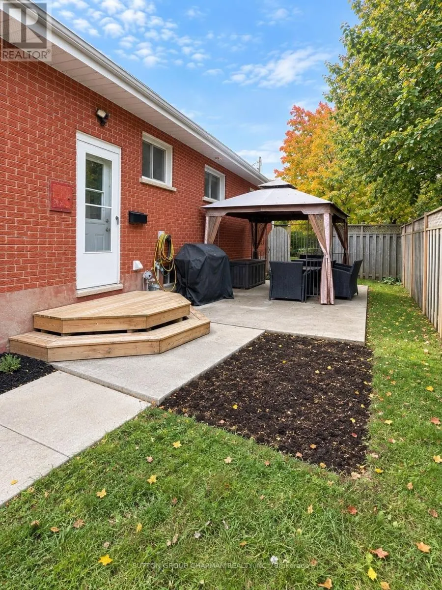 B - 43 FRONTENAC ROAD #B
