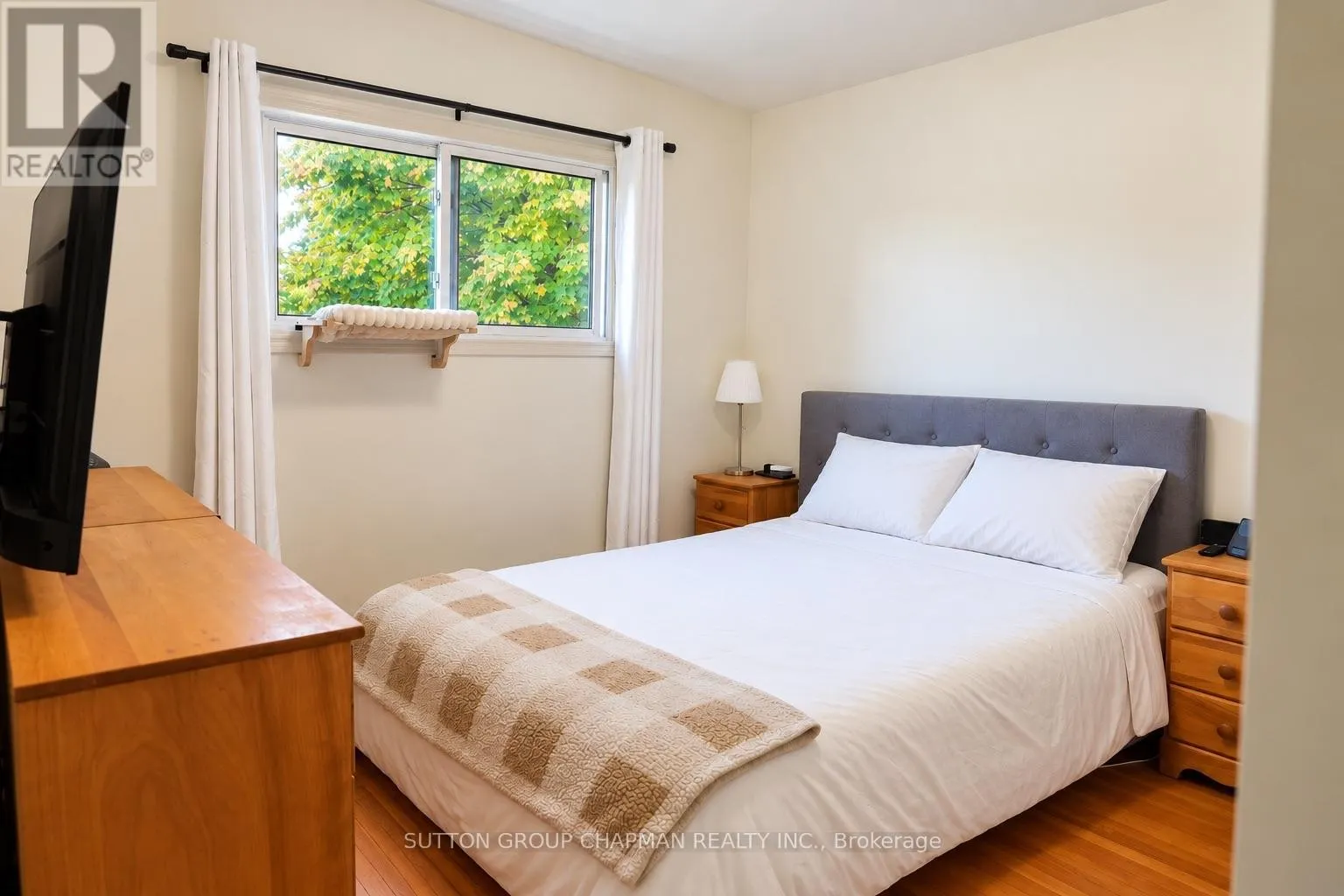 B - 43 FRONTENAC ROAD #B