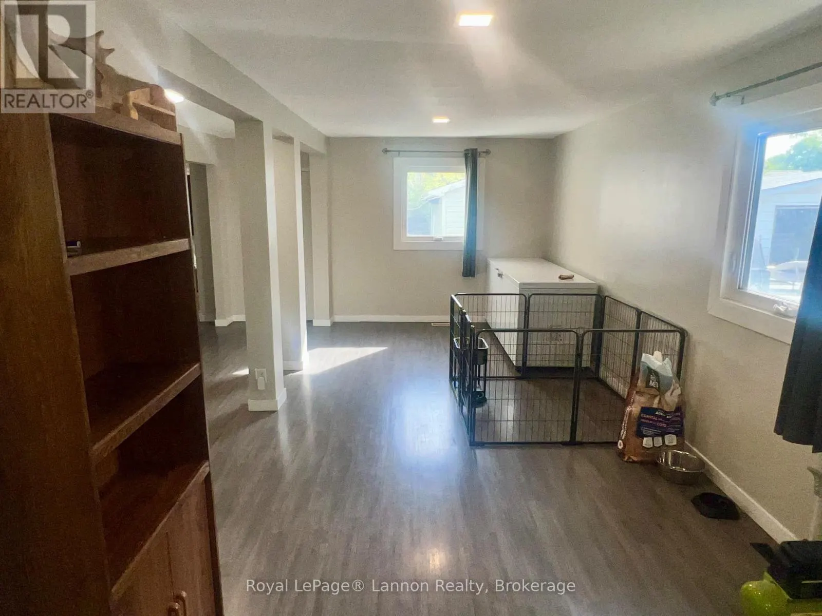 205 ABBOTT ROAD