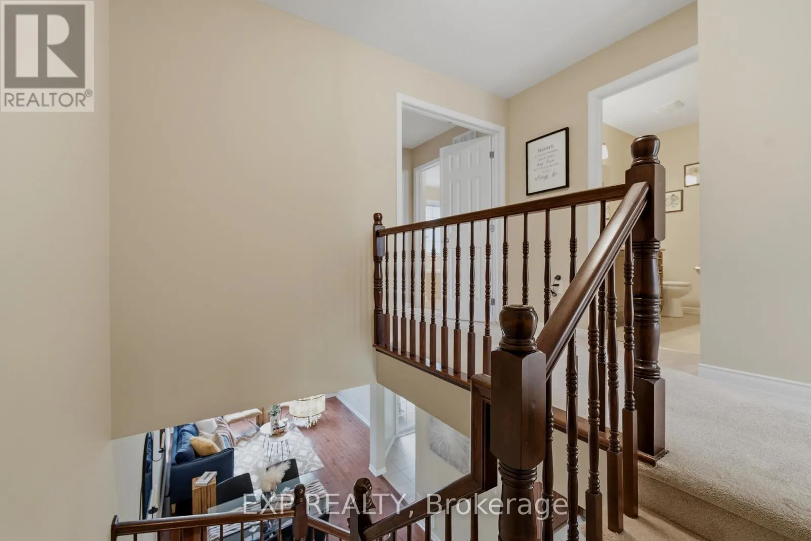 118 LARAMIE CRESCENT