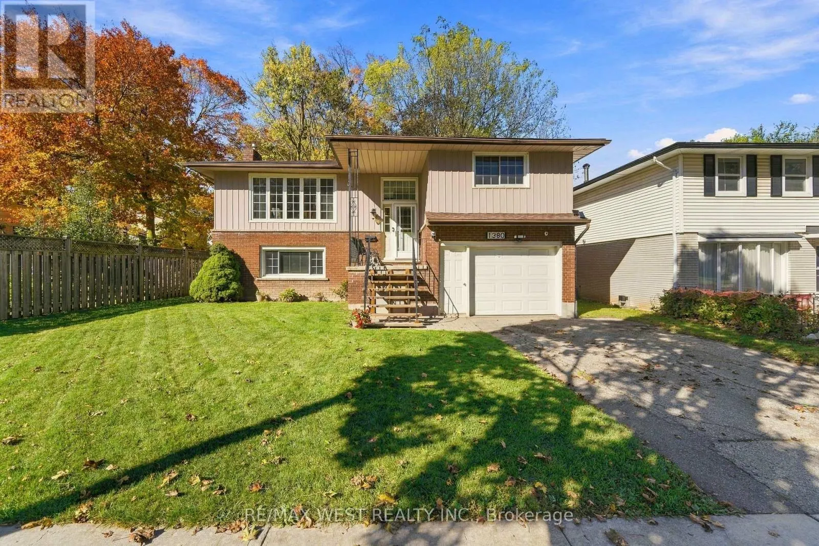 1380 QUEEN'S BOULEVARD