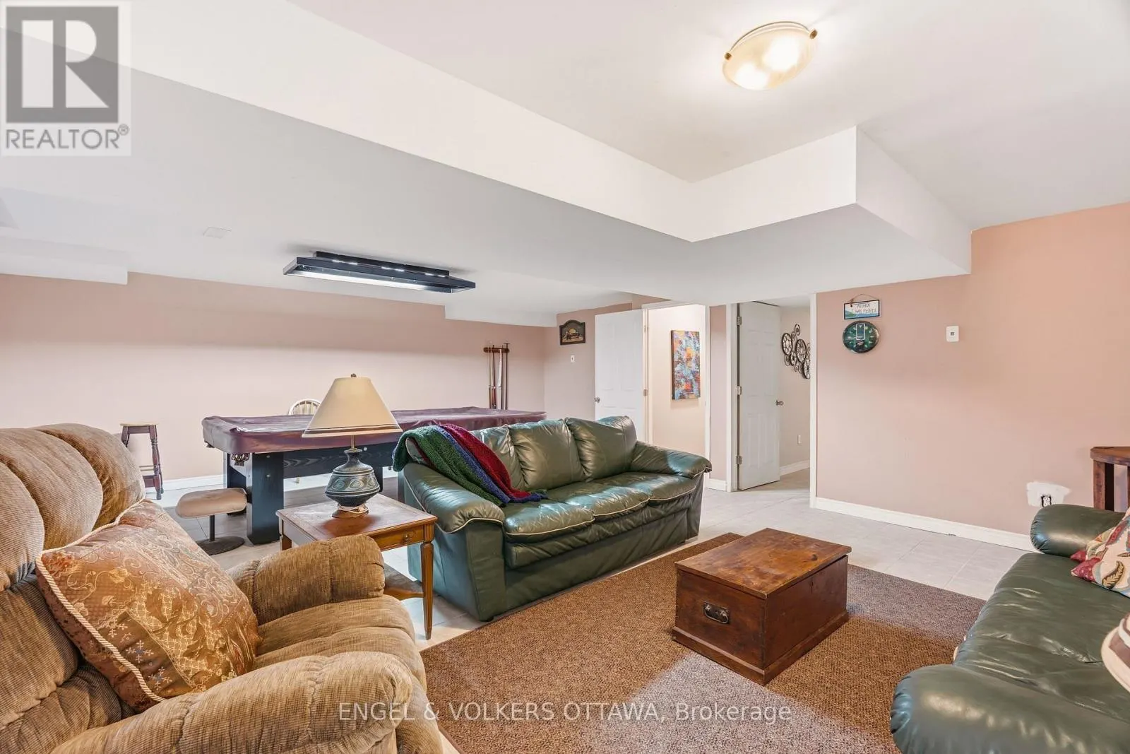 518 STONECHURCH WAY
