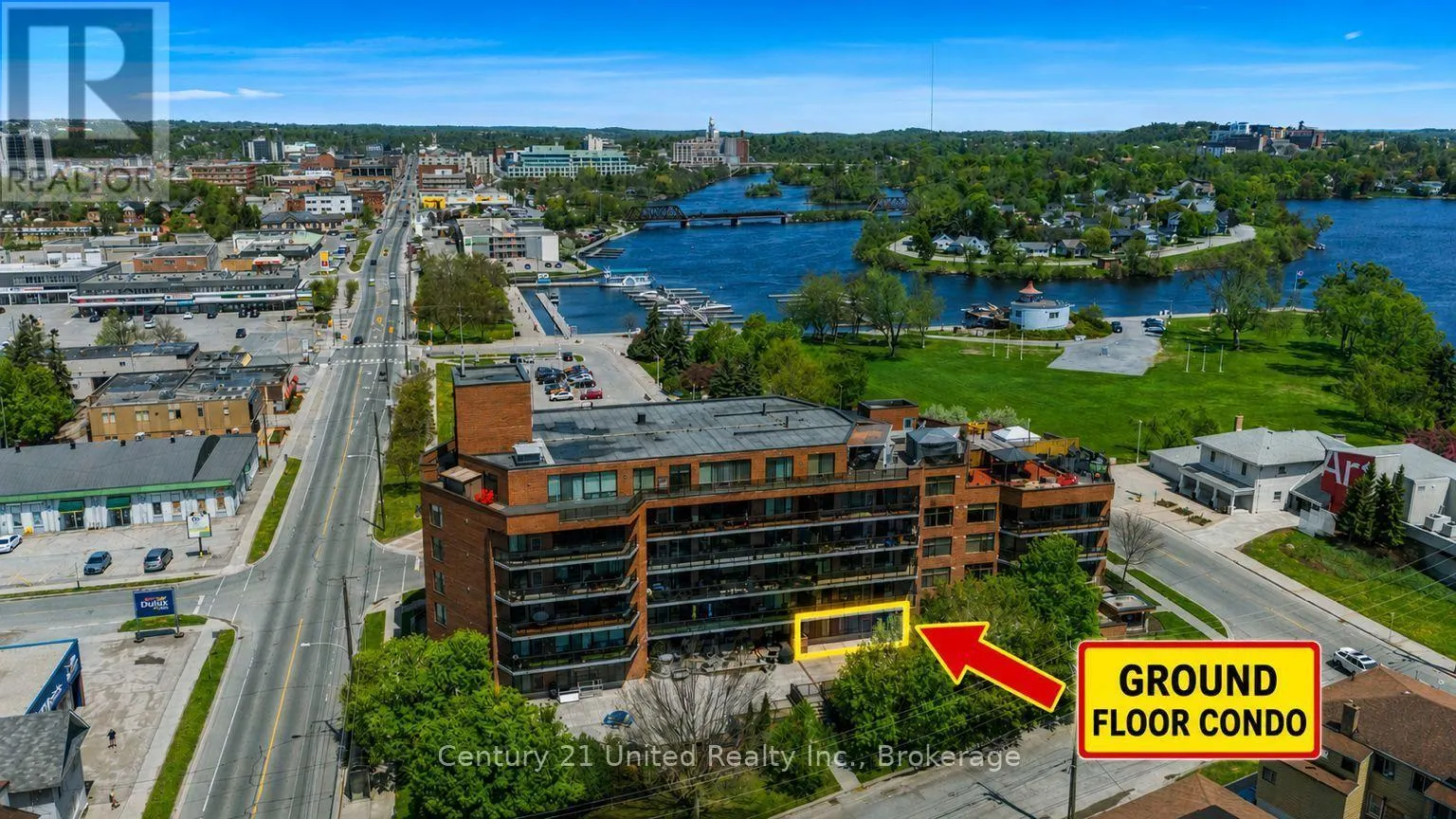 104 - 2 GEORGE STREET N #104