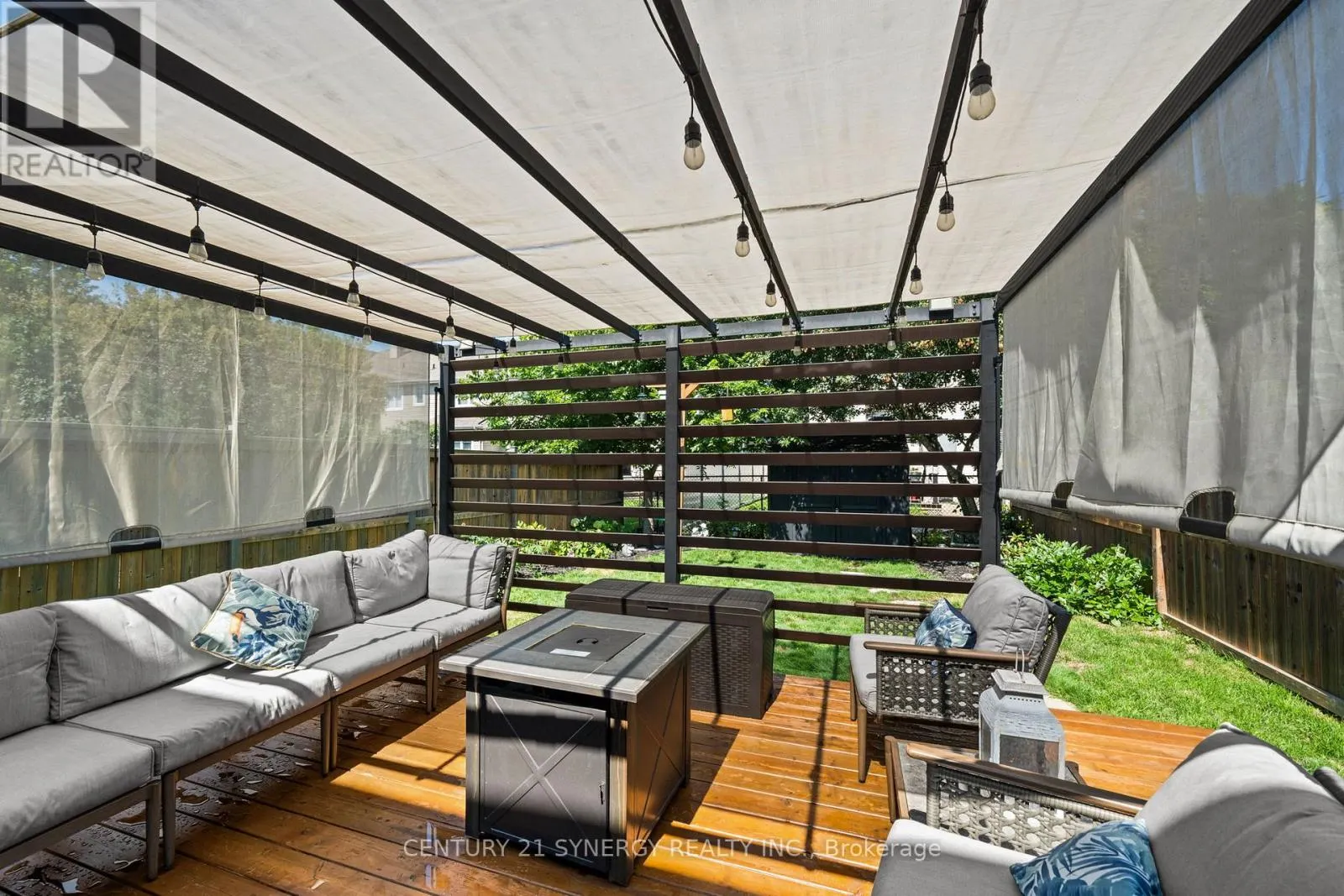 512 CHEROKEE WAY
