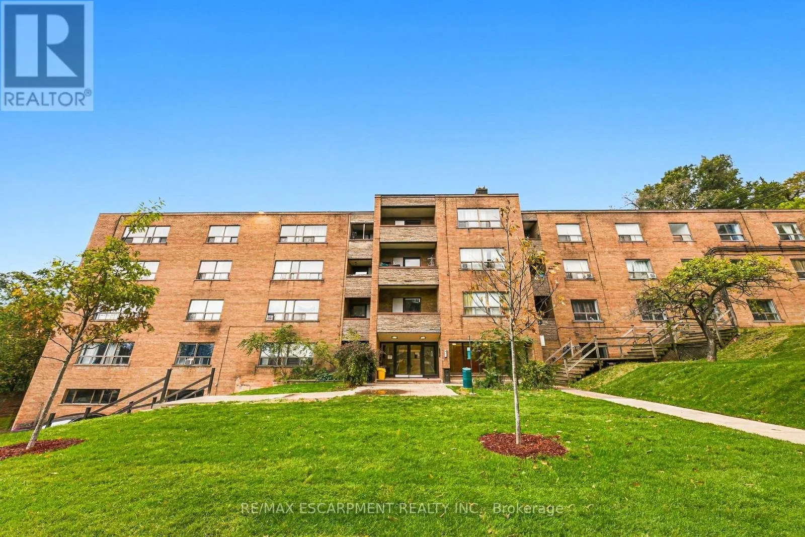 309 - 325A JAMES STREET S
