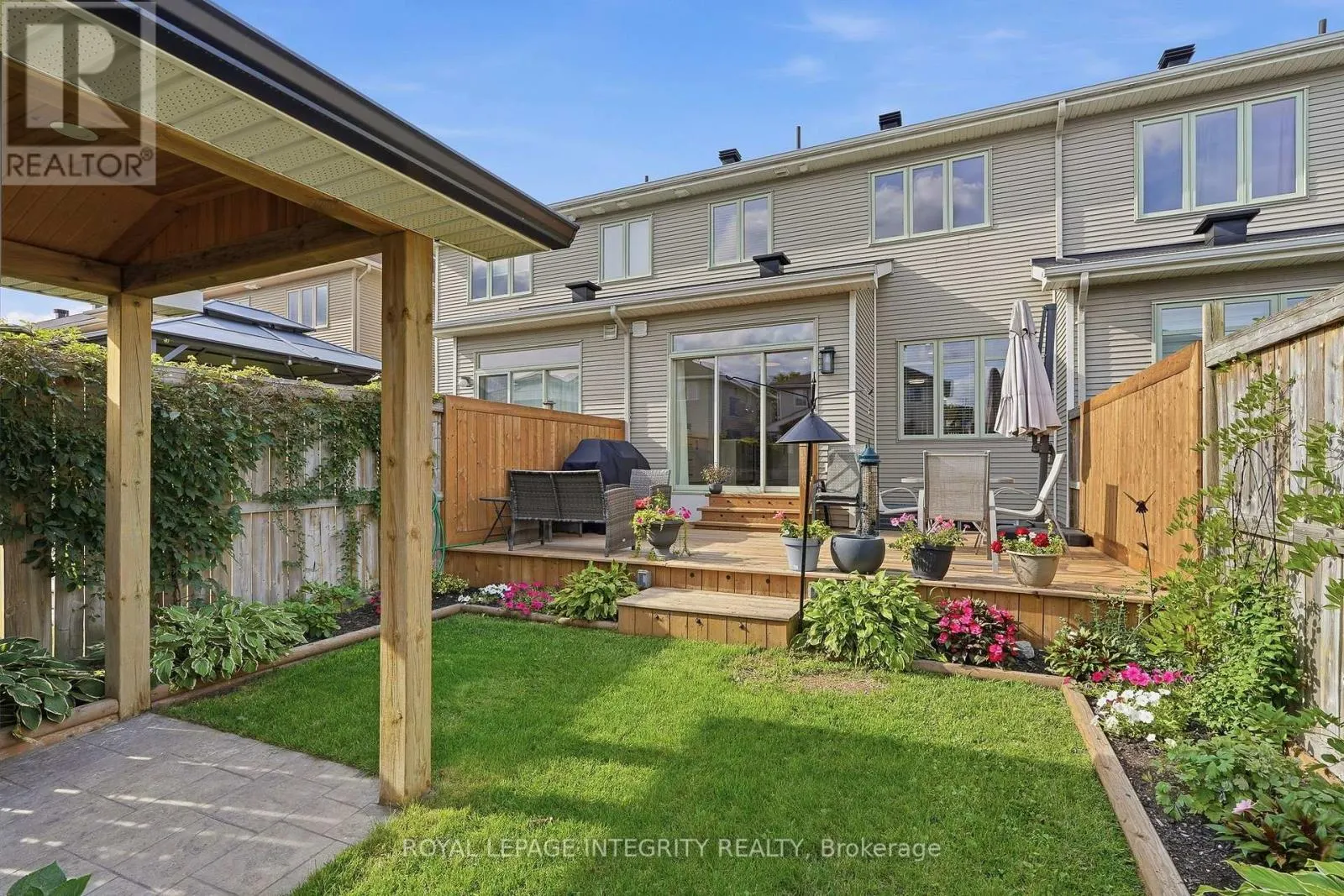 427 SULTAN STREET