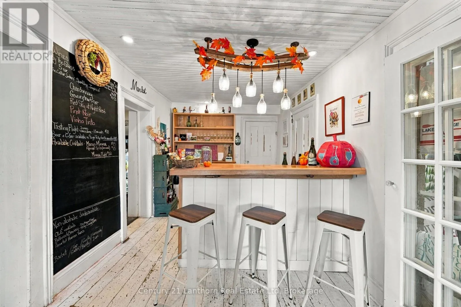 A - 260 WELLINGTON MAIN STREET #A