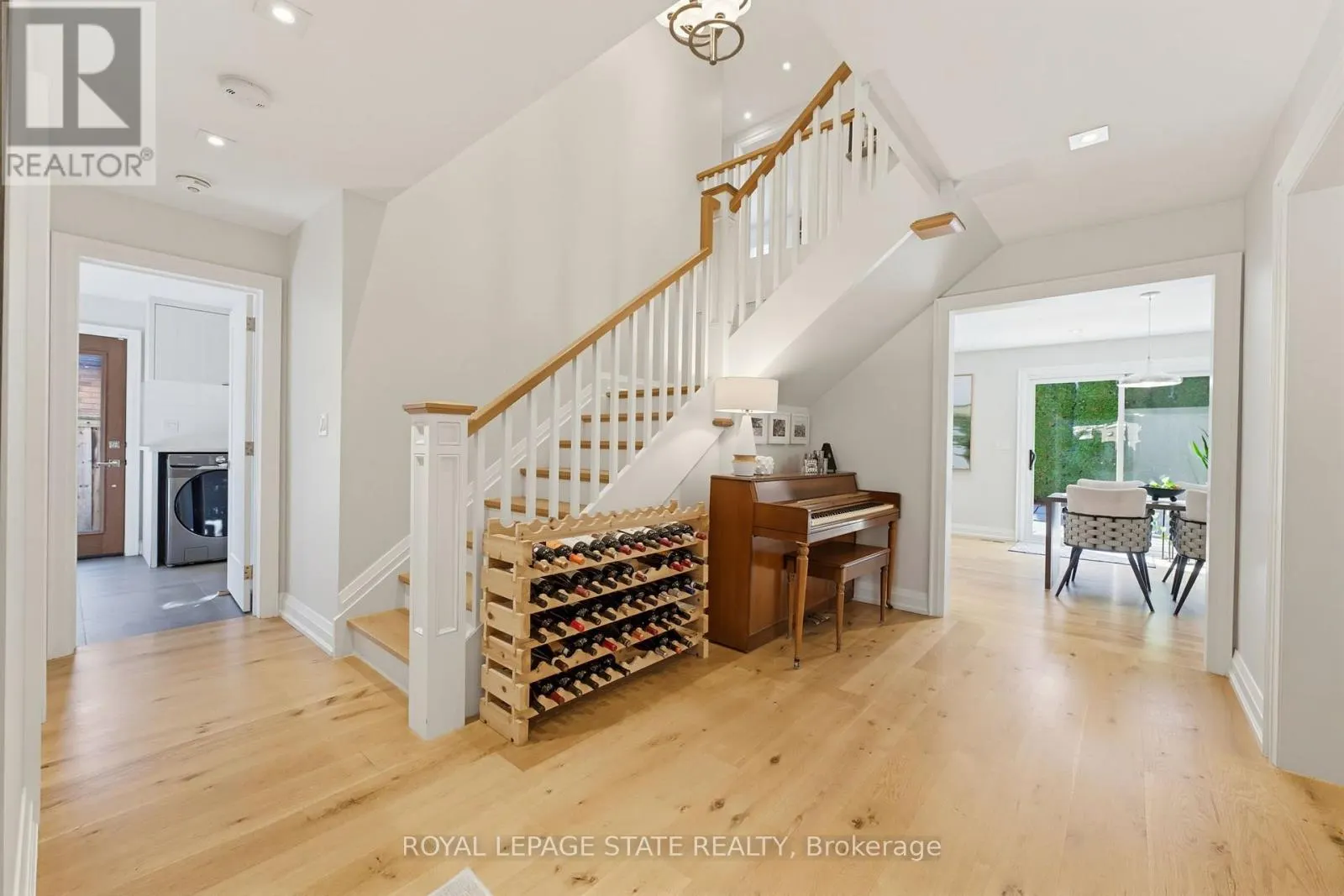 212 STADACONA AVENUE