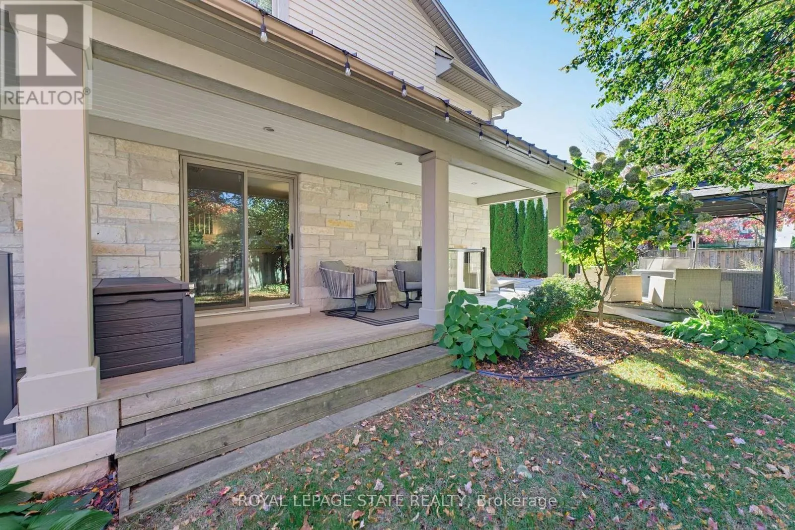 212 STADACONA AVENUE