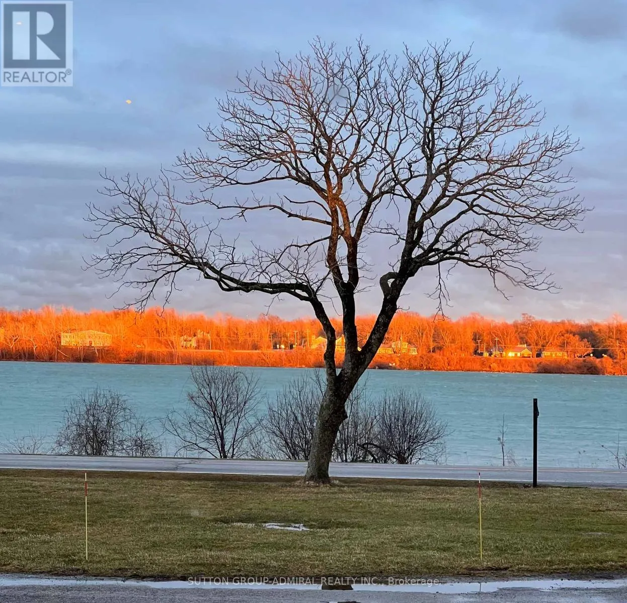 MAIN - 9767 NIAGARA RIVER PARKWAY