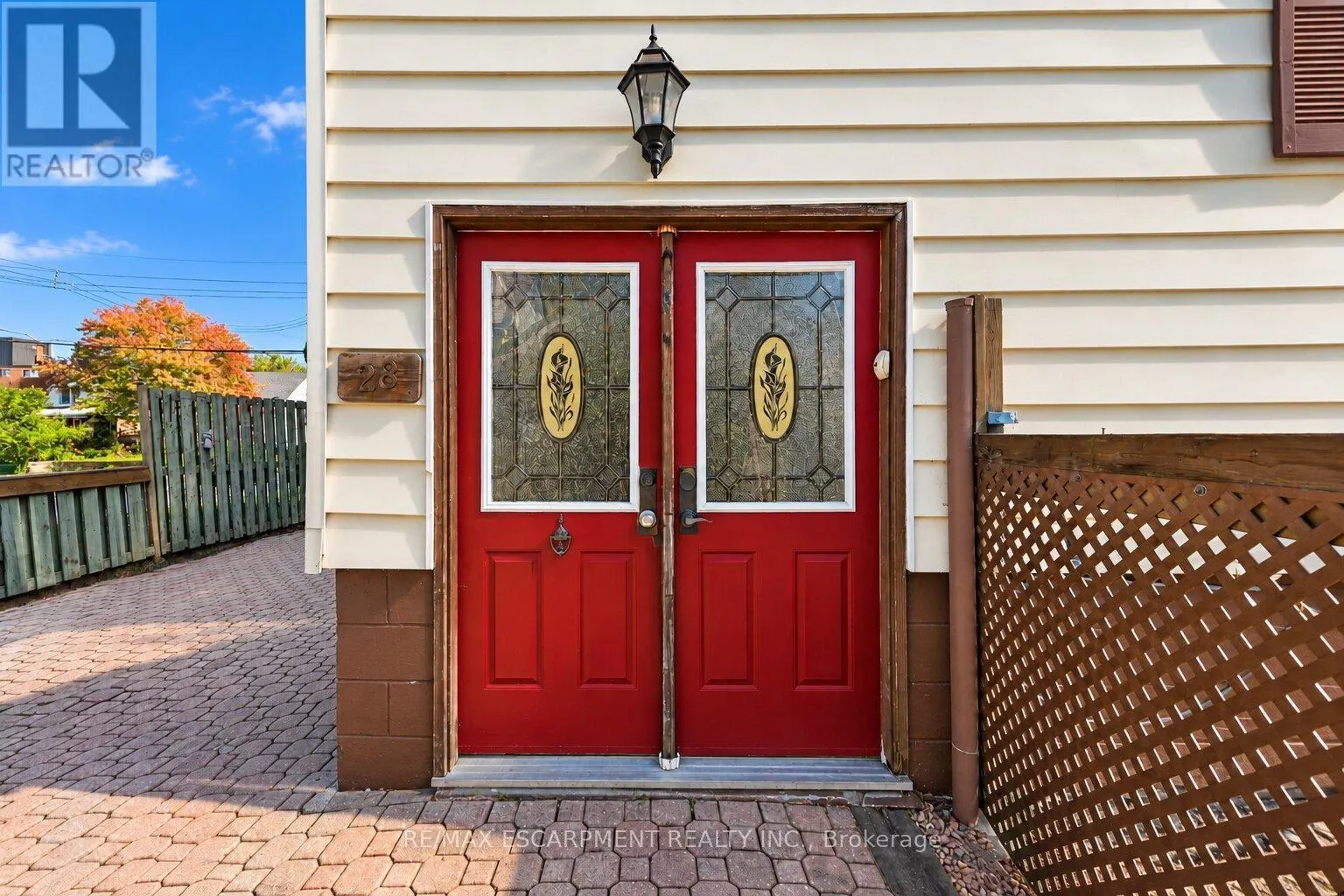 28 SHADYSIDE AVENUE