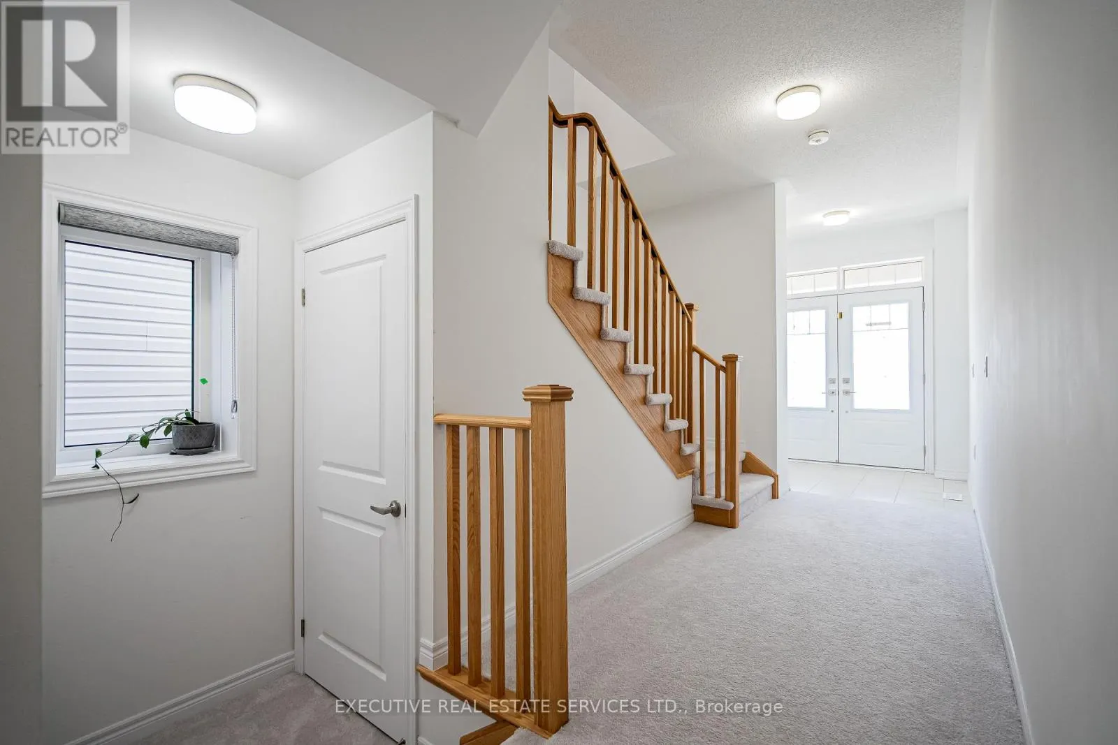 283 REA DRIVE N