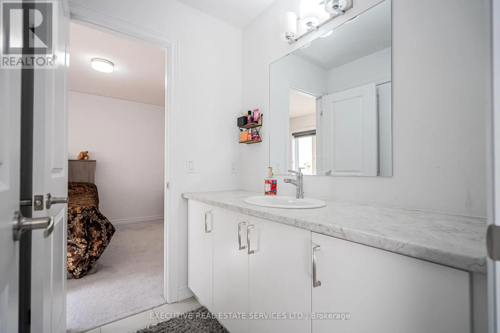 283 REA DRIVE N