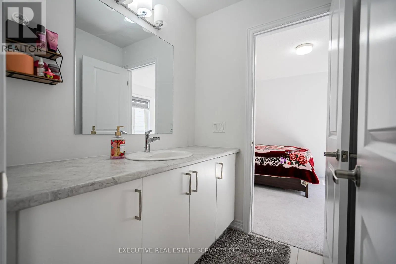 283 REA DRIVE N