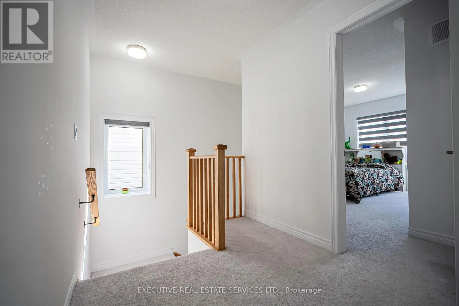 283 REA DRIVE N