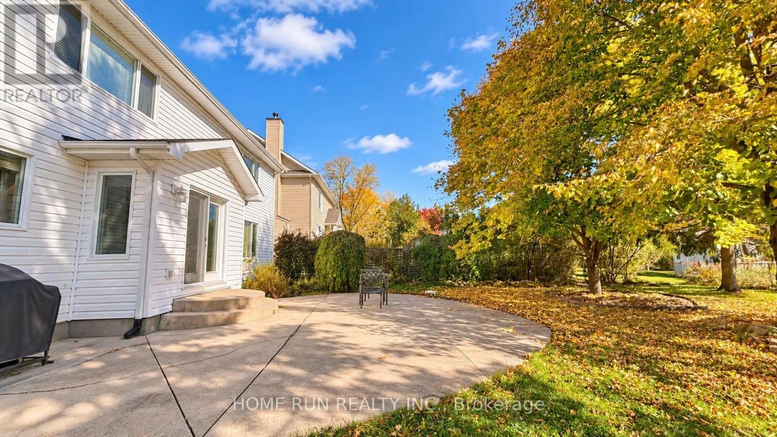 124 RIDGEFIELD CRESCENT