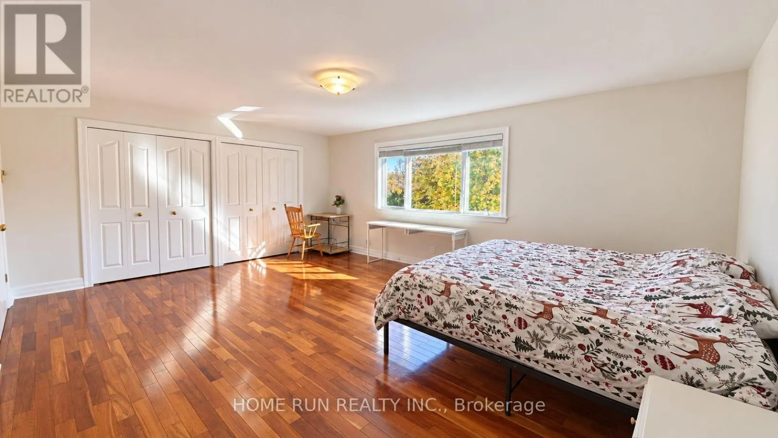 124 RIDGEFIELD CRESCENT