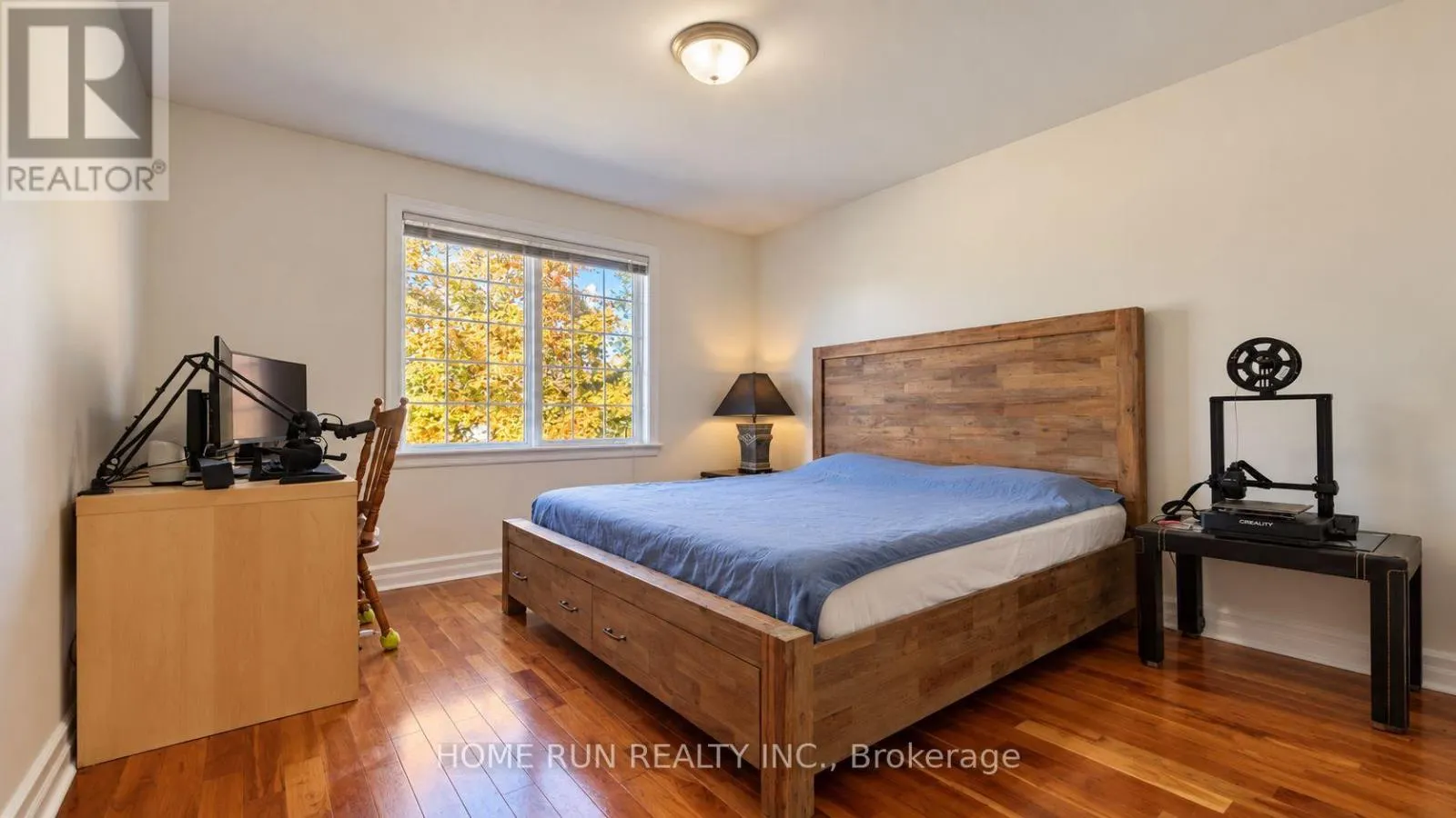 124 RIDGEFIELD CRESCENT