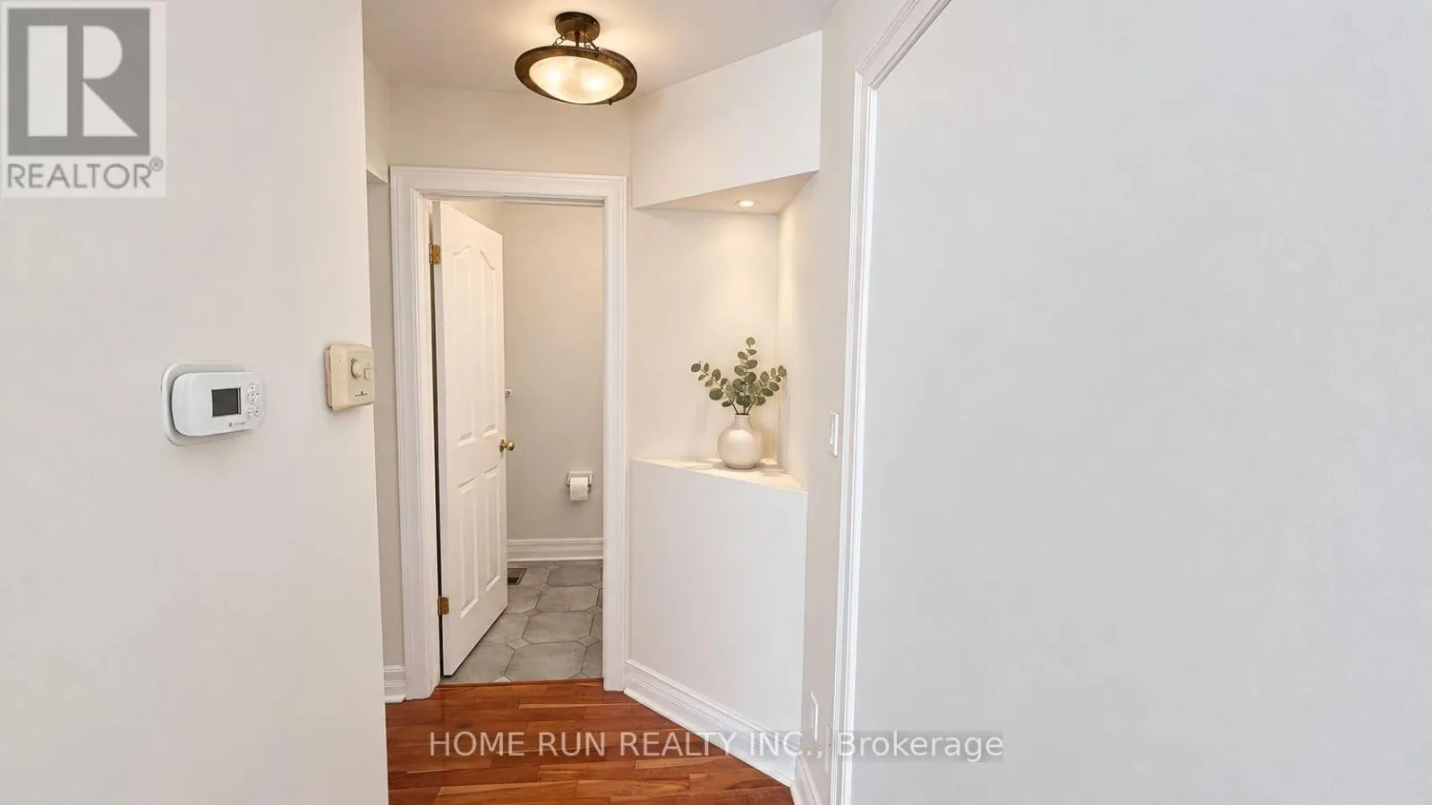 124 RIDGEFIELD CRESCENT