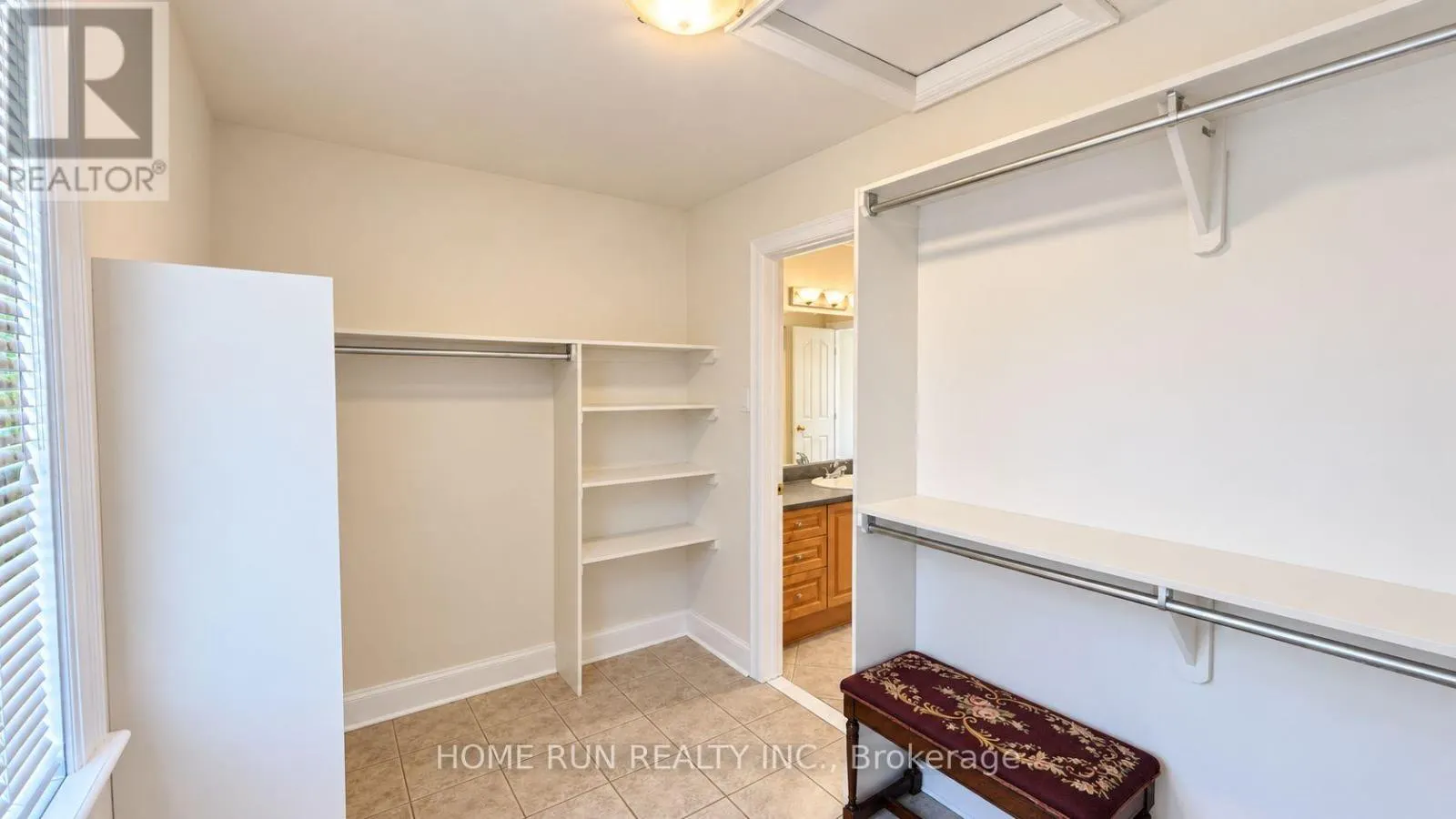 124 RIDGEFIELD CRESCENT