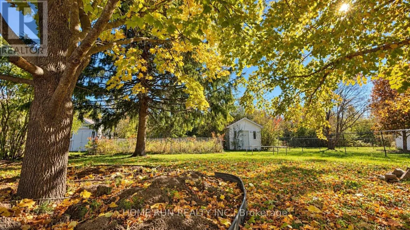 124 RIDGEFIELD CRESCENT