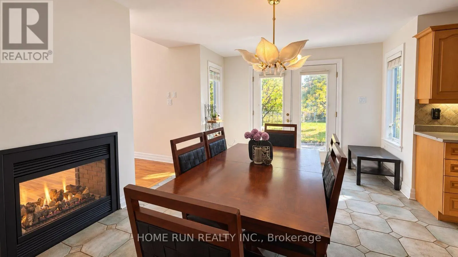 124 RIDGEFIELD CRESCENT