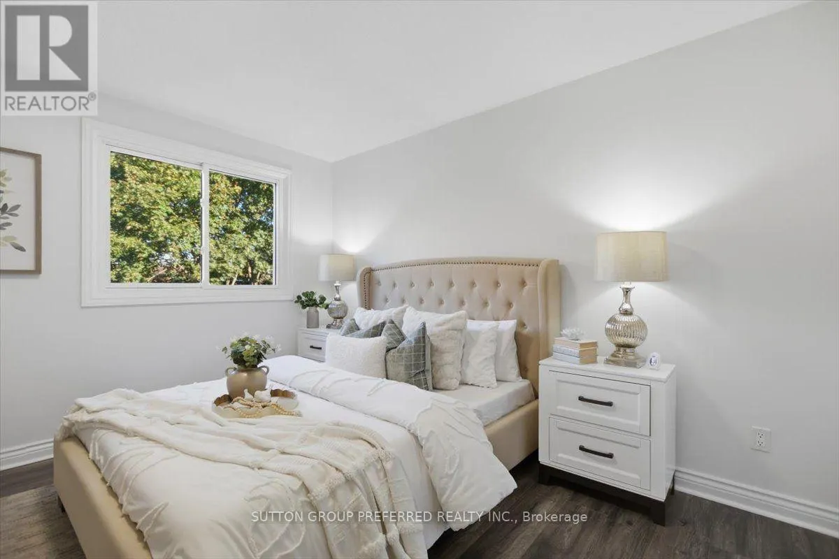 74 WINDING WOODS CRESCENT