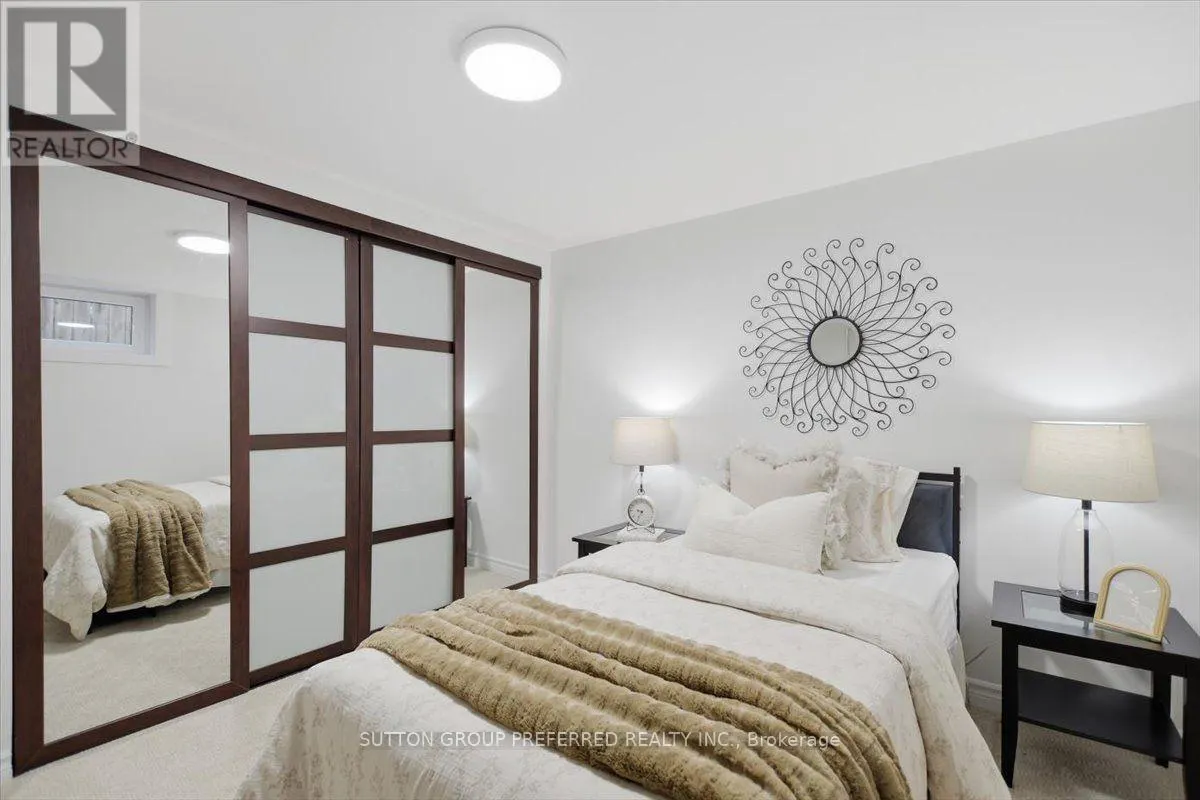 74 WINDING WOODS CRESCENT
