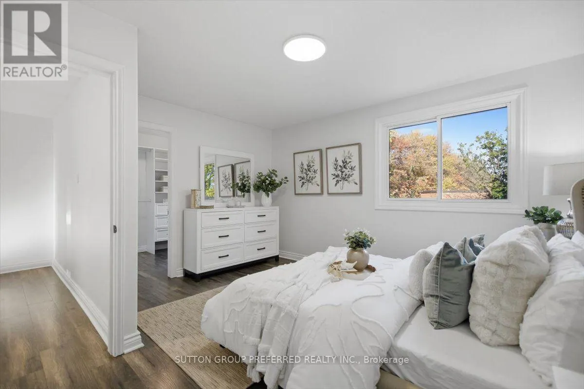74 WINDING WOODS CRESCENT