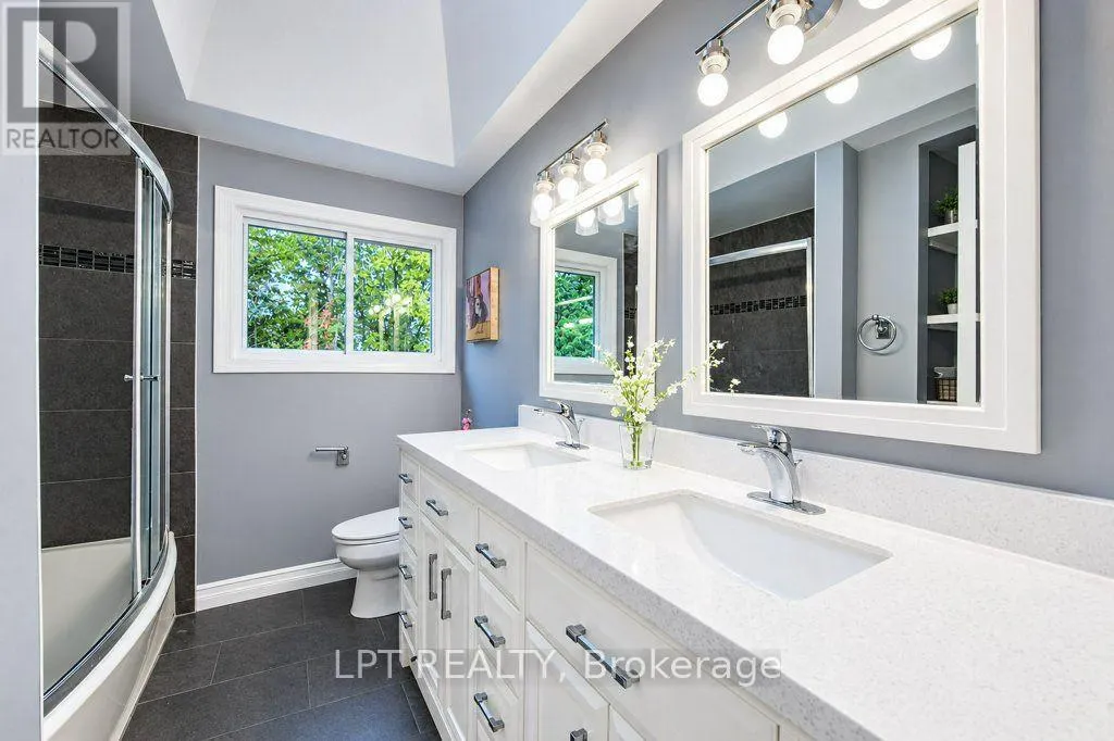 28 BRIDLEWOOD DRIVE E