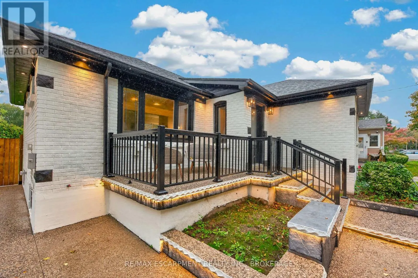 5662 MORDEN DRIVE