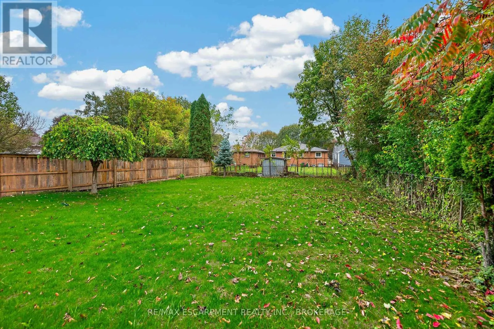 5662 MORDEN DRIVE