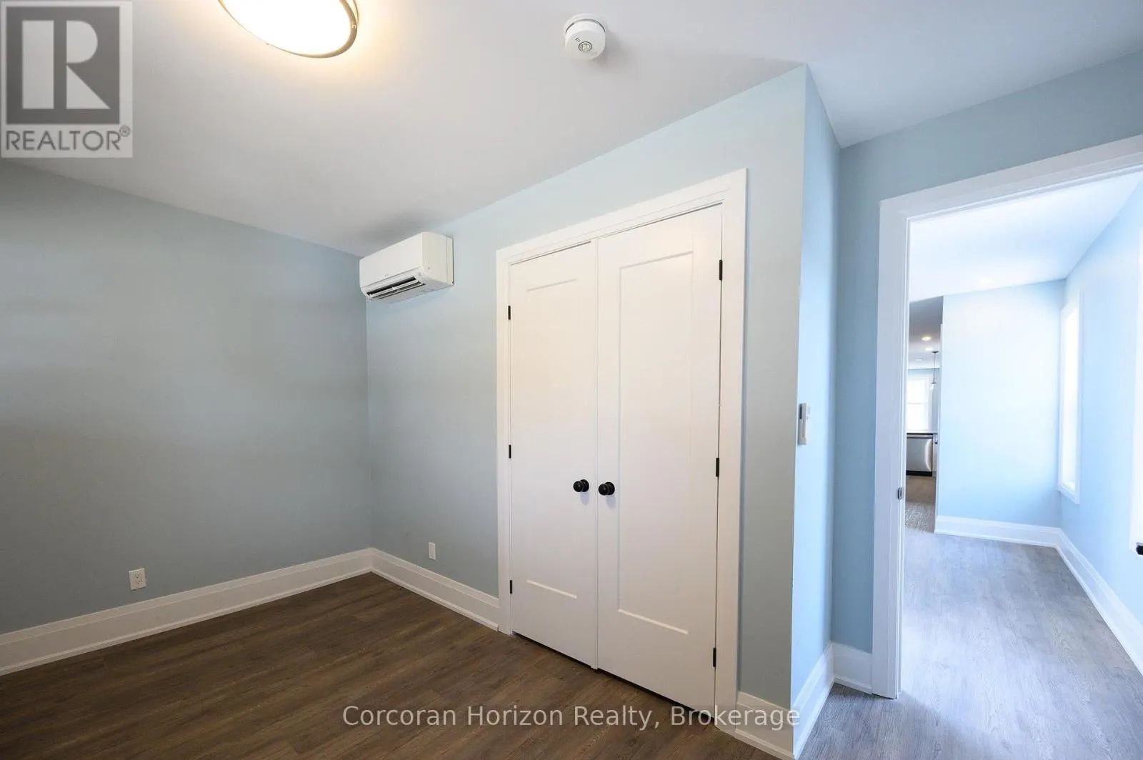 571-575 KING STREET E