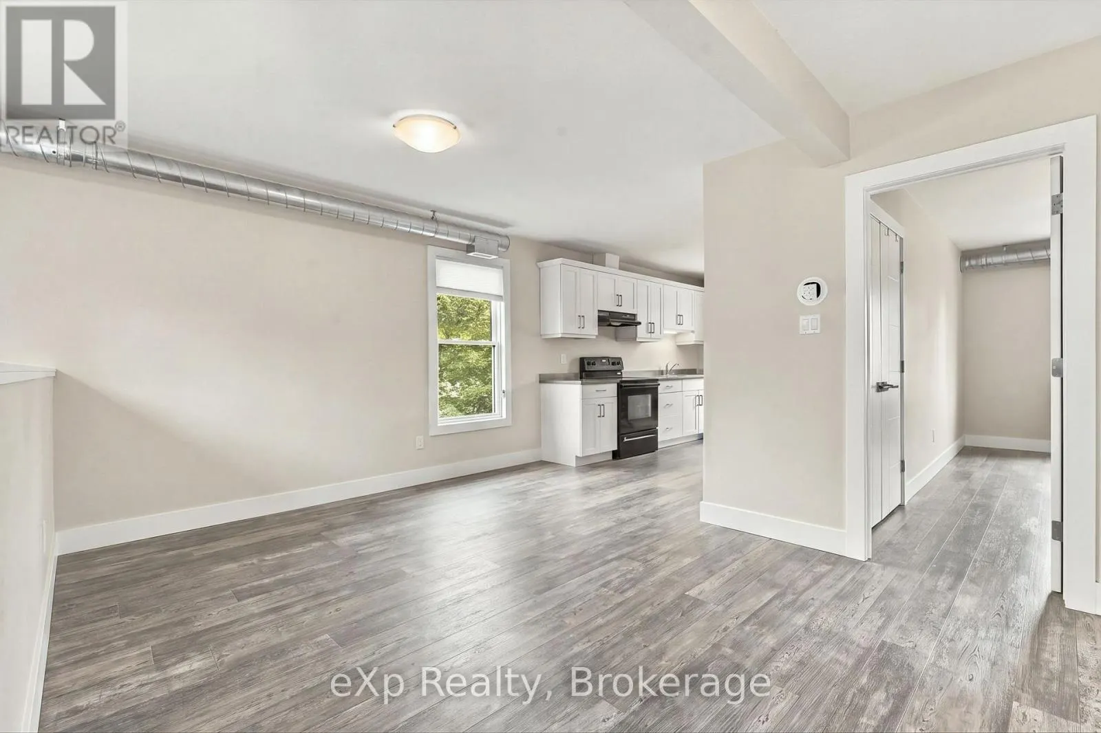 B - 34 DUKE STREET #B