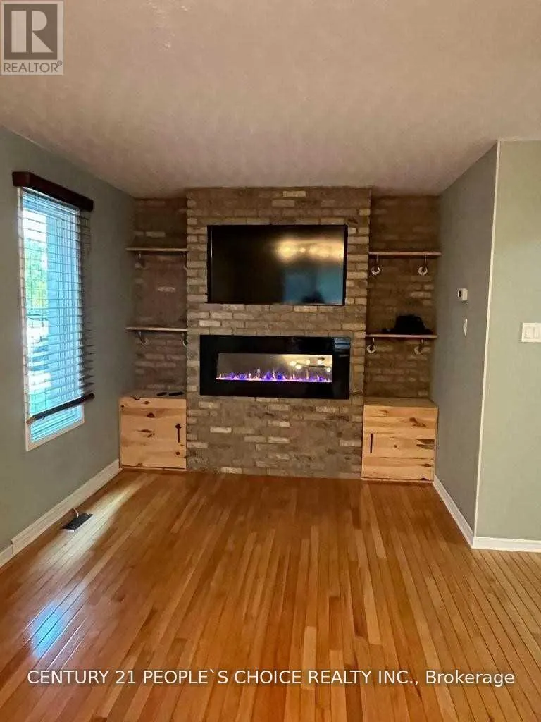 156 POCHARD LANE