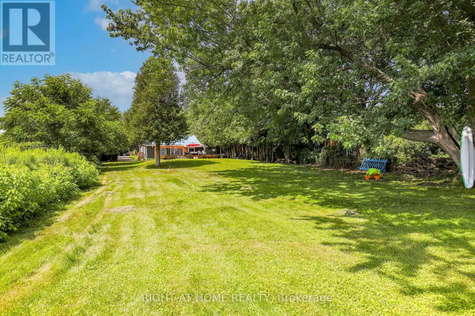 21 SHIRLEY ANNE DRIVE S
