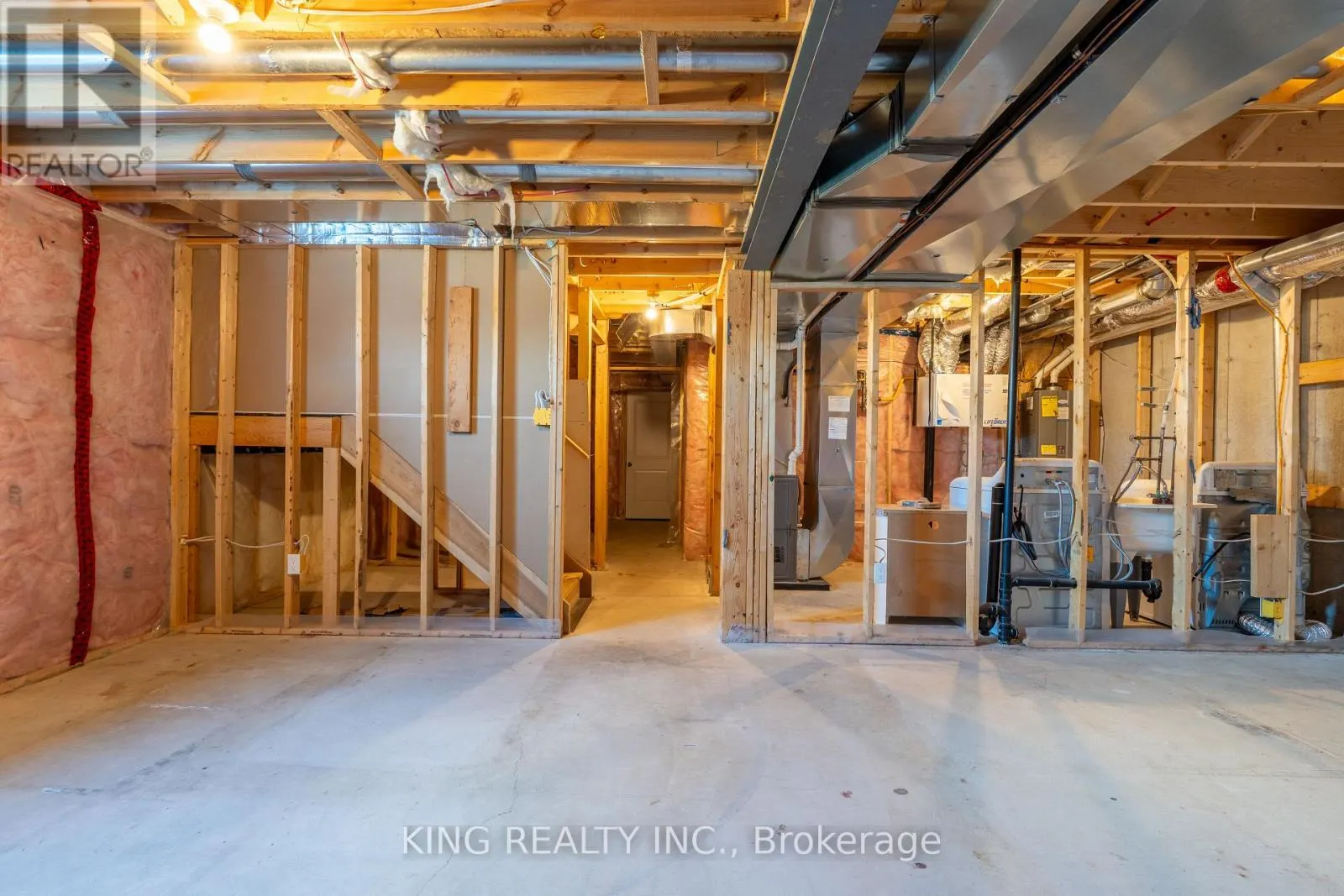 1 - 28 MINLER STREET #1