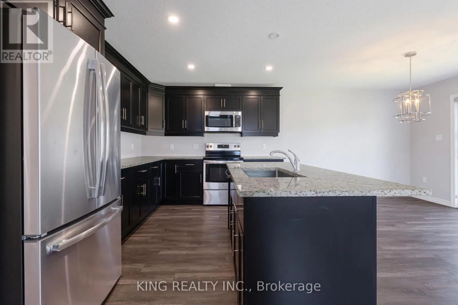 1 - 28 MINLER STREET #1