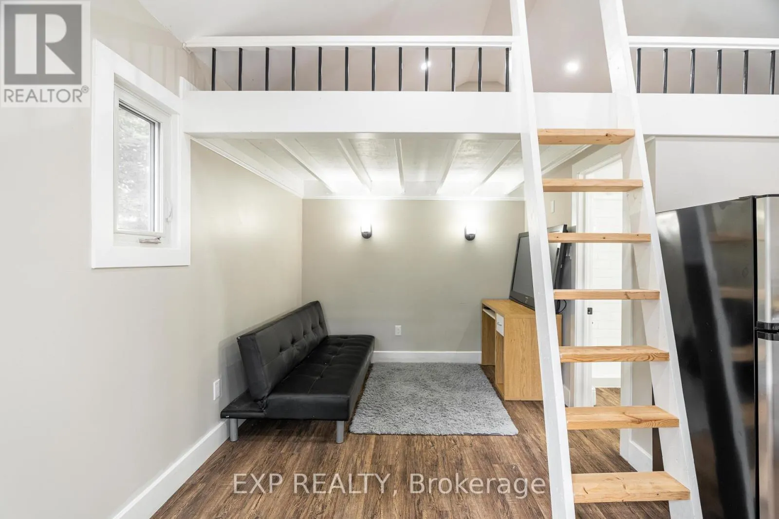 354 SPRUCE STREET