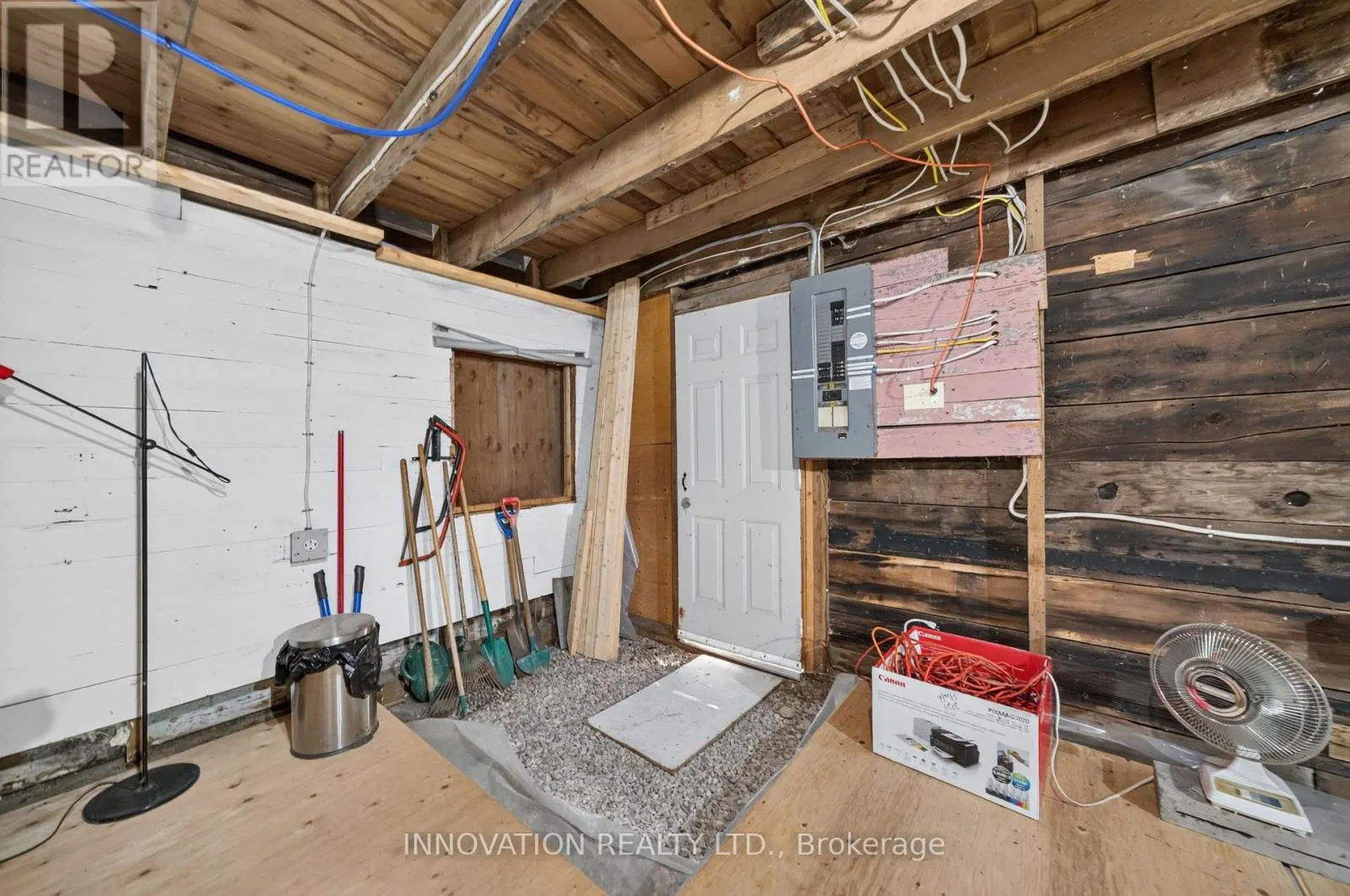 2686 NARROWS LOCKS ROAD