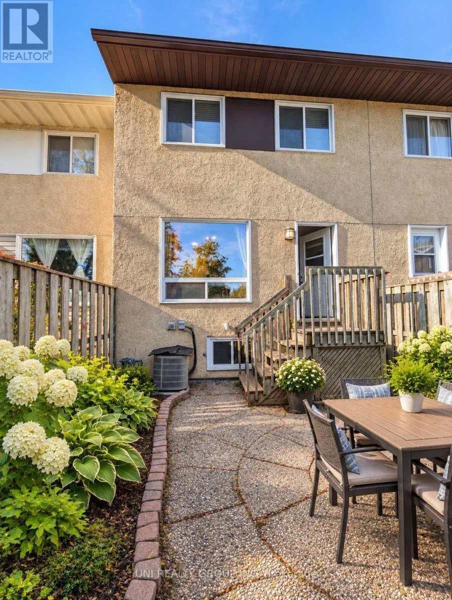 8 - 1280 CAHILL DRIVE