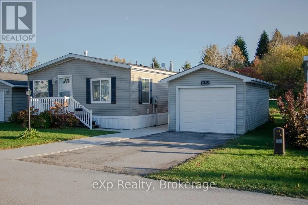 123 ROSEWOOD DRIVE