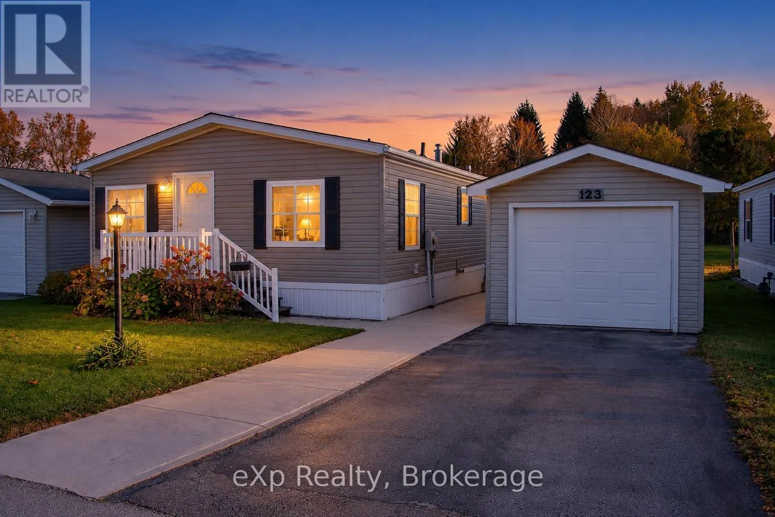 123 ROSEWOOD DRIVE