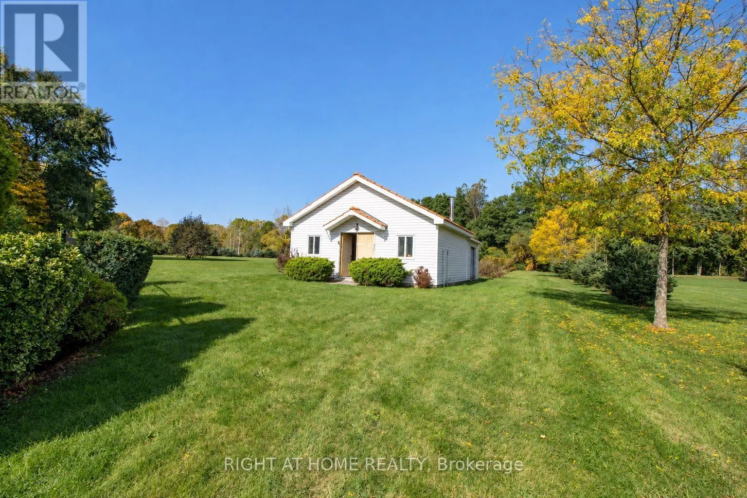 3 CEDAR AVENUE